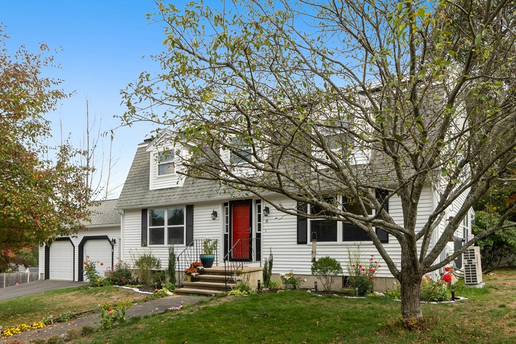 8 Bennetts Crossing Ayer, MA 01432 - Photo 1 of 36 Gallery Image 1