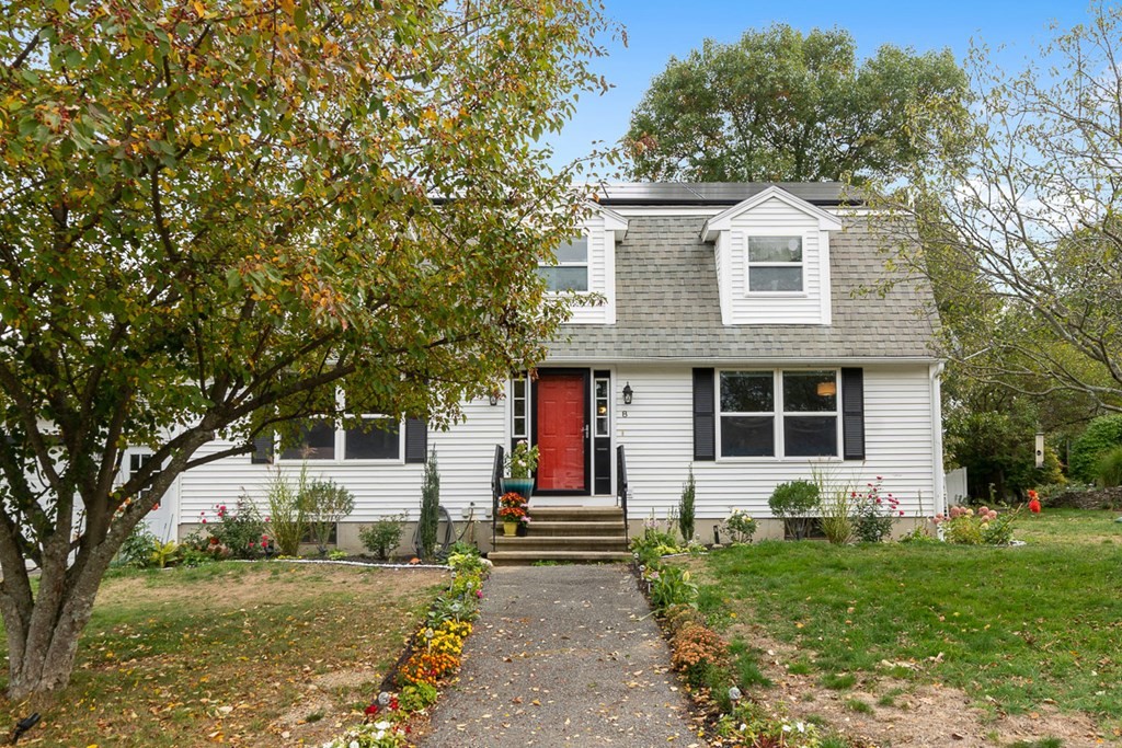 8 Bennetts Crossing Ayer, MA 01432 - Photo 3 of 36 Gallery Image 3