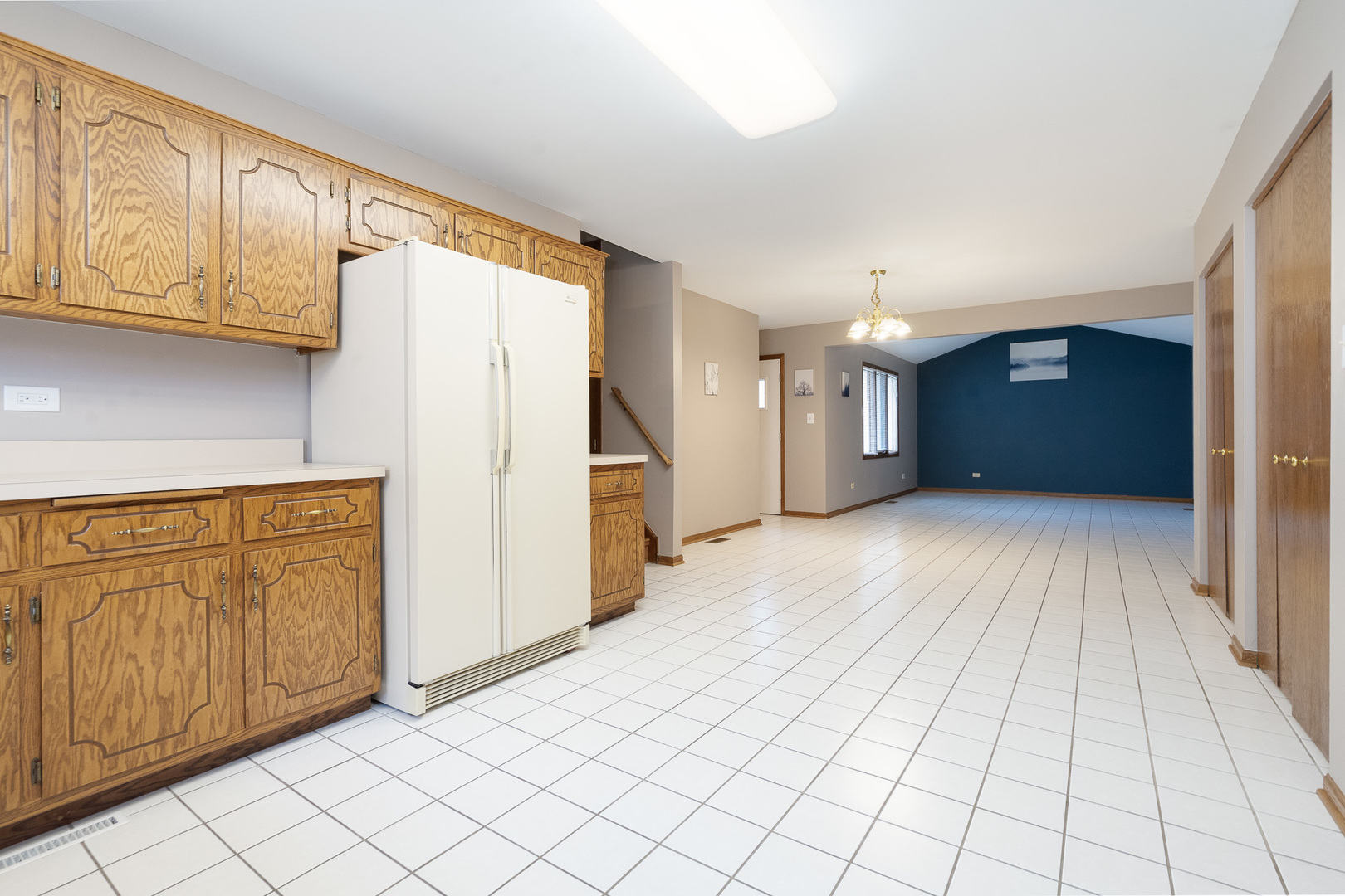 633 Poplar Avenue Romeoville, IL 60446 - Photo 11 of 33 Gallery Image 11