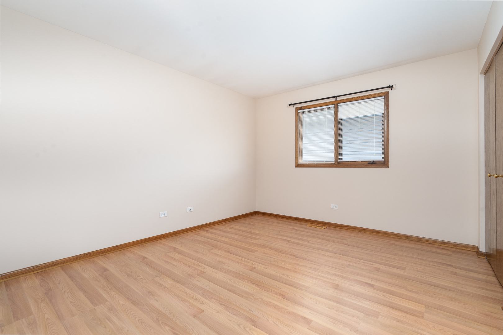 633 Poplar Avenue Romeoville, IL 60446 - Photo 18 of 33 Gallery Image 18