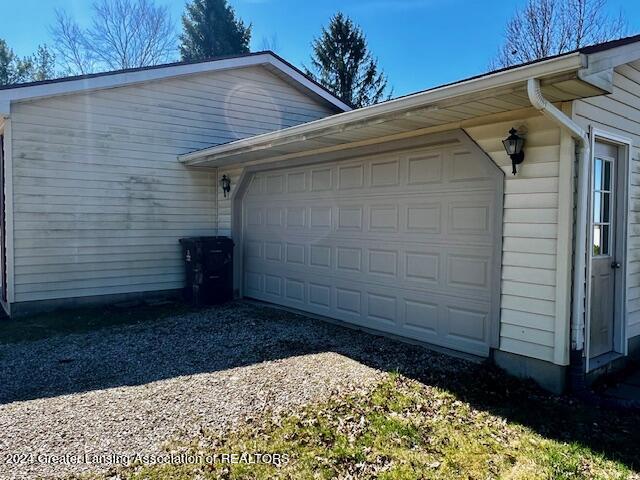 6137 Oneida Road Charlotte, MI 48813 - Photo 7 of 53 IMG_2852