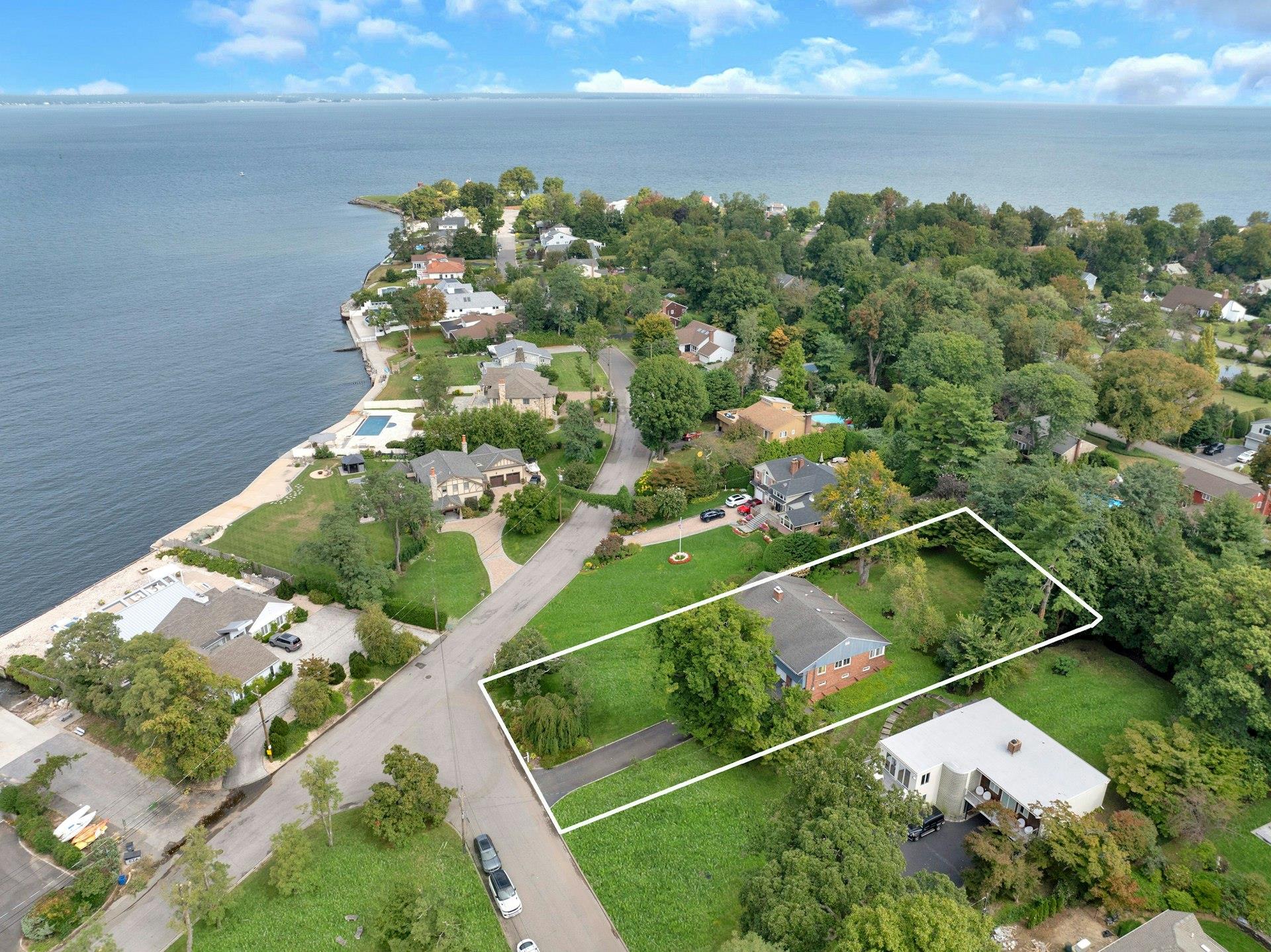 a picture of city view