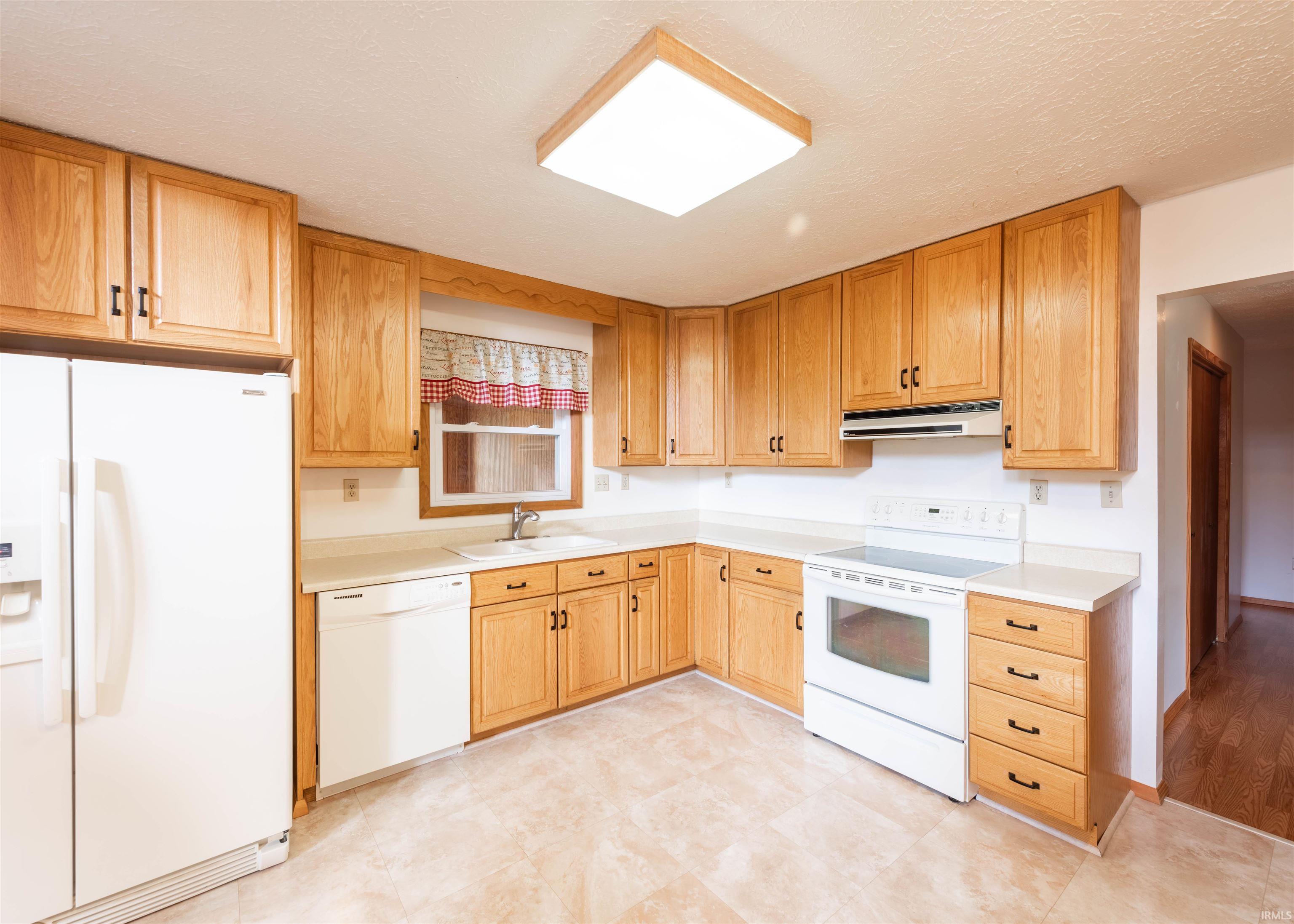 1600 South Weimer Road Bloomington, IN 47403 - Photo 13 of 34