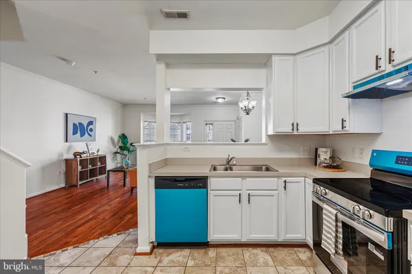 $383,000 | 1929 Gardenia Court, Odenton, MD 21113