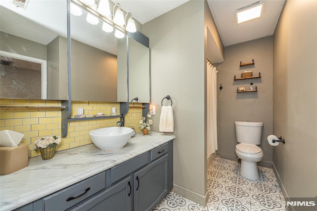 15 Concord Road, Unit G West Milford, NJ 07480 - Photo 13 of 23