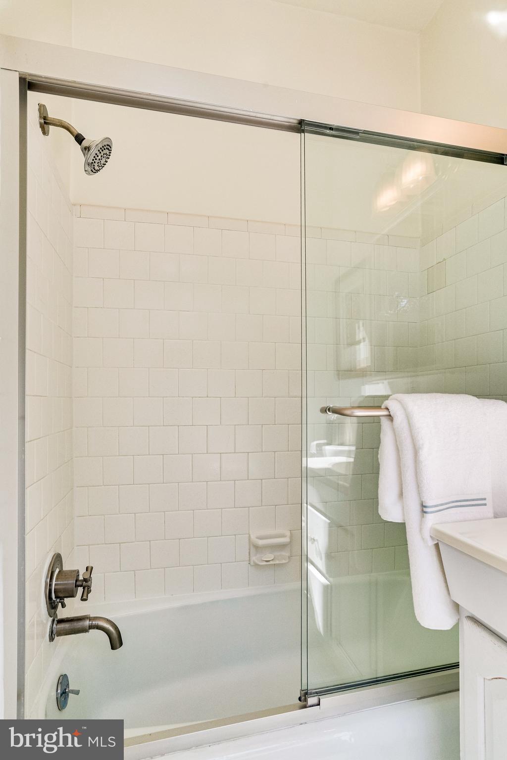520 8th Street Northeast Washington, DC 20002 - Photo 31 of 61 Ensuite BA2 has tub w/glass doors