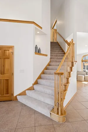 $750,000 | 8941 Vandegriff Way, Maple Grove, MN 55311