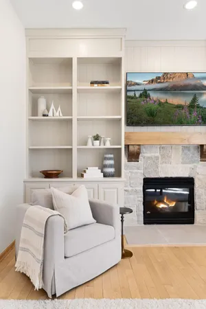 $750,000 | 8941 Vandegriff Way, Maple Grove, MN 55311