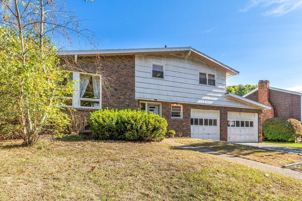 285 Cedar Brook Road Lynn, MA 01904 - Photo 3 of 29 Gallery Image 3
