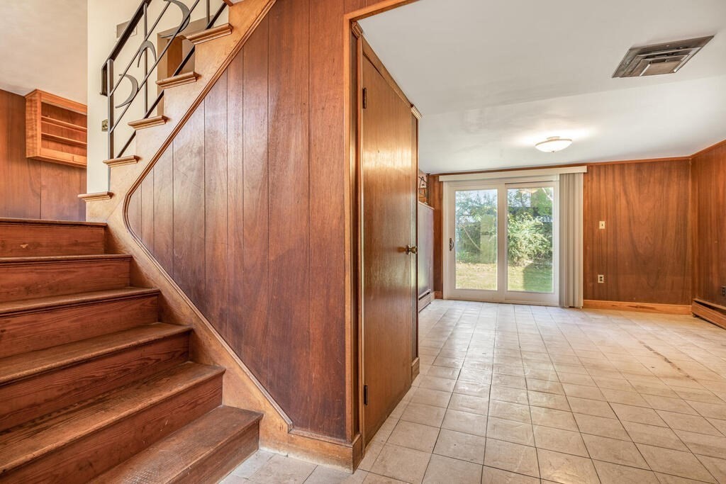 285 Cedar Brook Road Lynn, MA 01904 - Photo 5 of 29 Gallery Image 5