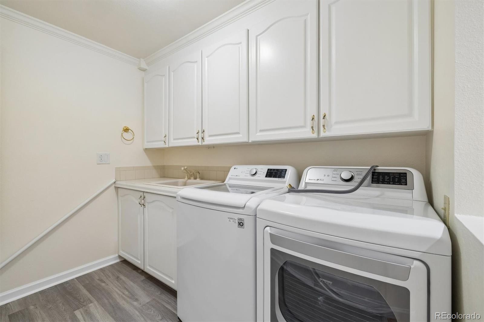 4070 Field Drive Wheat Ridge, CO 80033 - Photo 35 of 44