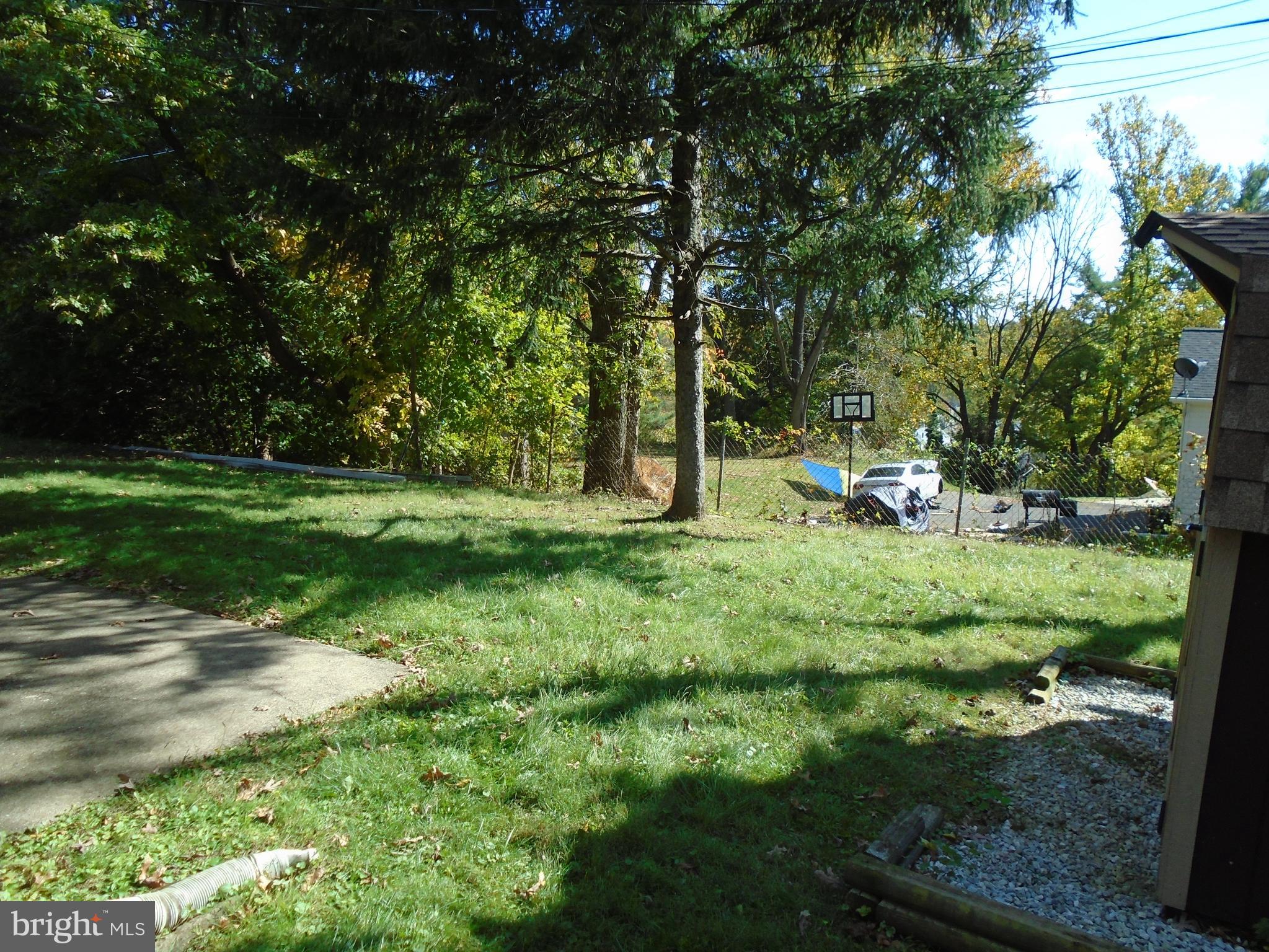 3319 Fieldview Road Baltimore, MD 21207 - Photo 8 of 9