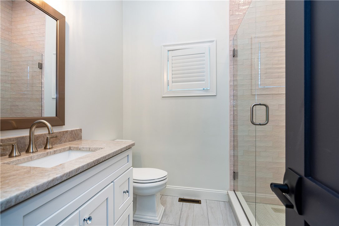15 Hampton Road, Unit 20 Coventry, RI 02816 - Photo 9 of 50