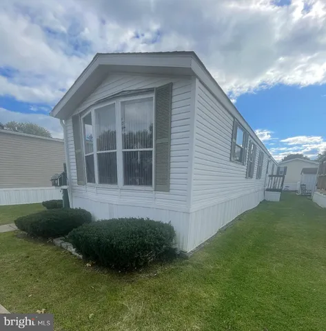 $74,900 | 34 Winterset Road, Unit 11, Wilmington, DE 19810