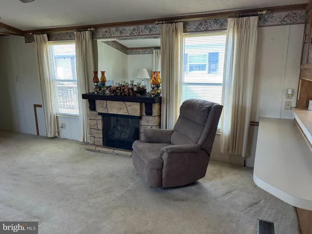 $74,900 | 34 Winterset Road, Unit 11, Wilmington, DE 19810