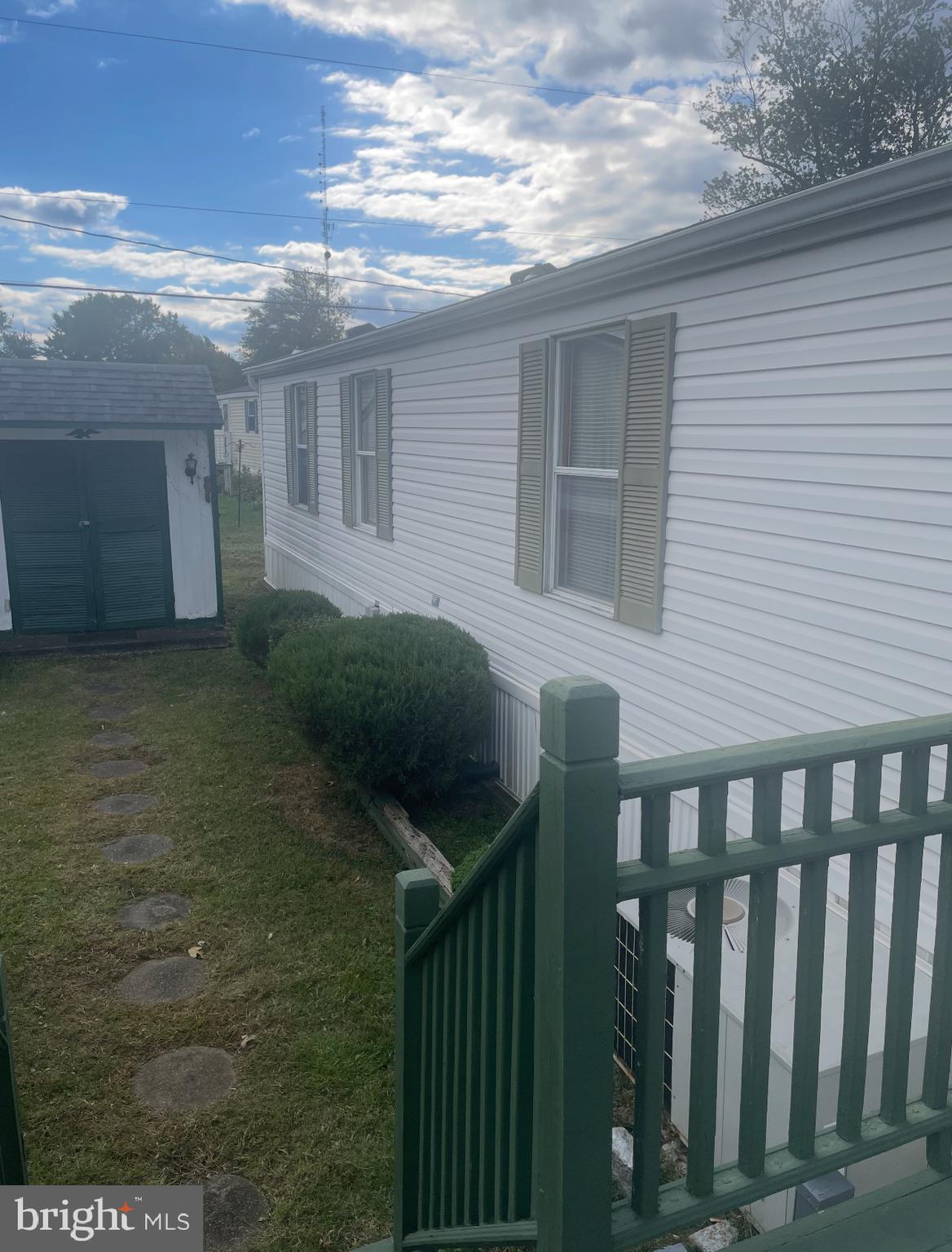 34 Winterset Road, Unit 11 Wilmington, DE 19810 - Photo 25 of 26 a view of backyard and deck