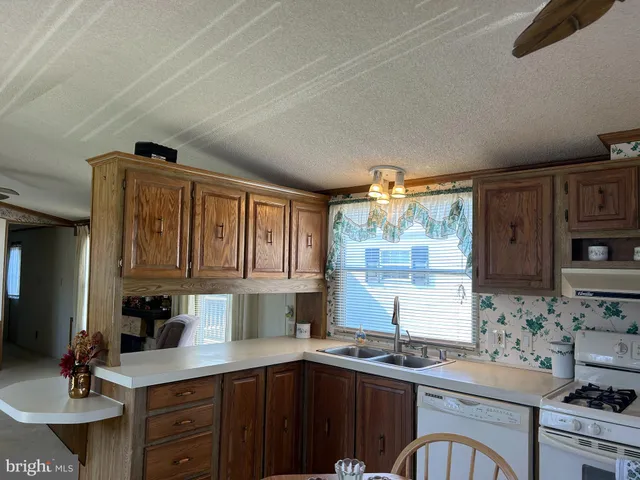 $74,900 | 34 Winterset Road, Unit 11, Wilmington, DE 19810