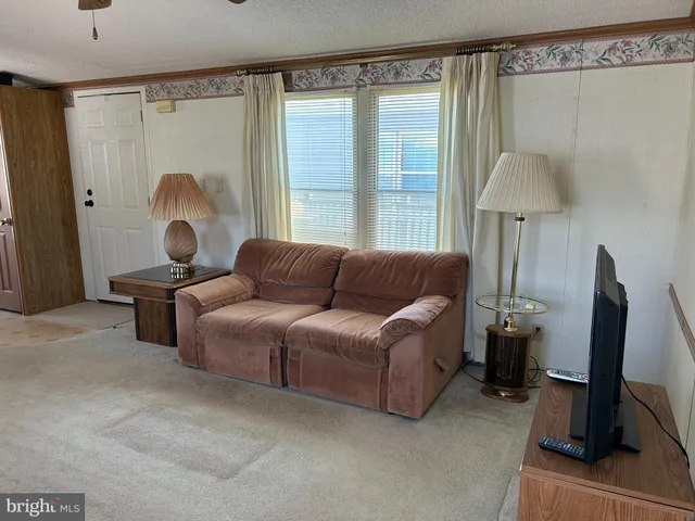 $74,900 | 34 Winterset Road, Unit 11, Wilmington, DE 19810