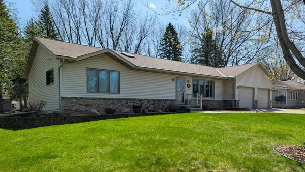 $465,000 | 1636 North 4th Street, Montevideo, MN 56265