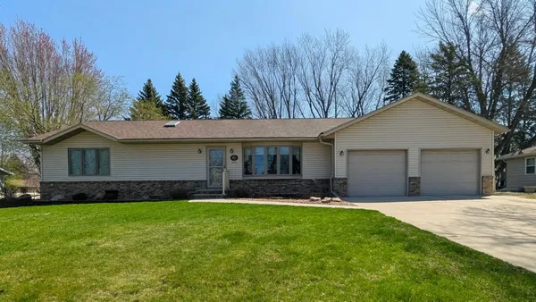$465,000 | 1636 North 4th Street, Montevideo, MN 56265