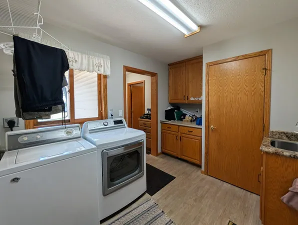 $465,000 | 1636 North 4th Street, Montevideo, MN 56265