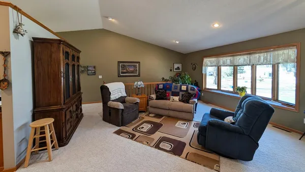 $465,000 | 1636 North 4th Street, Montevideo, MN 56265