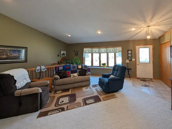 $465,000 | 1636 North 4th Street, Montevideo, MN 56265