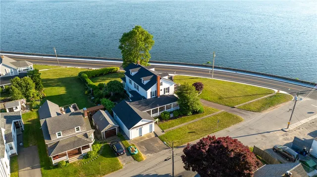 $1,299,000 | 1874 Main Road, Tiverton, RI 02878