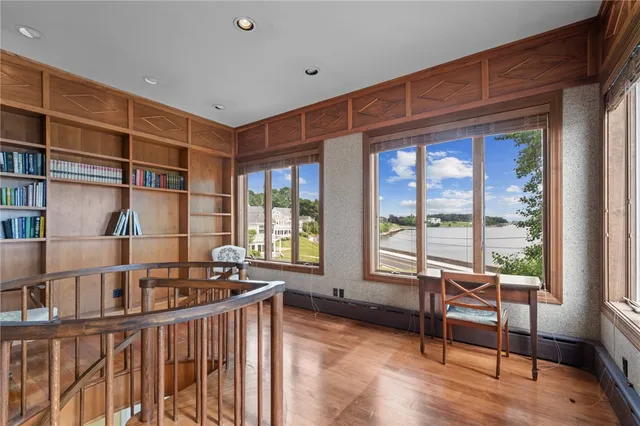 $1,299,000 | 1874 Main Road, Tiverton, RI 02878