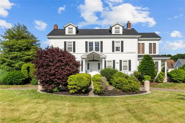$1,299,000 | 1874 Main Road, Tiverton, RI 02878