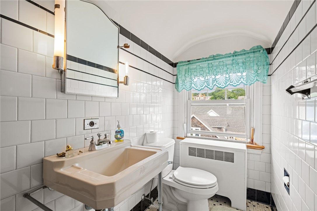 1874 Main Road Tiverton, RI 02878 - Photo 49 of 49