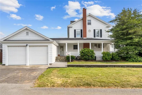 $1,299,000 | 1874 Main Road, Tiverton, RI 02878