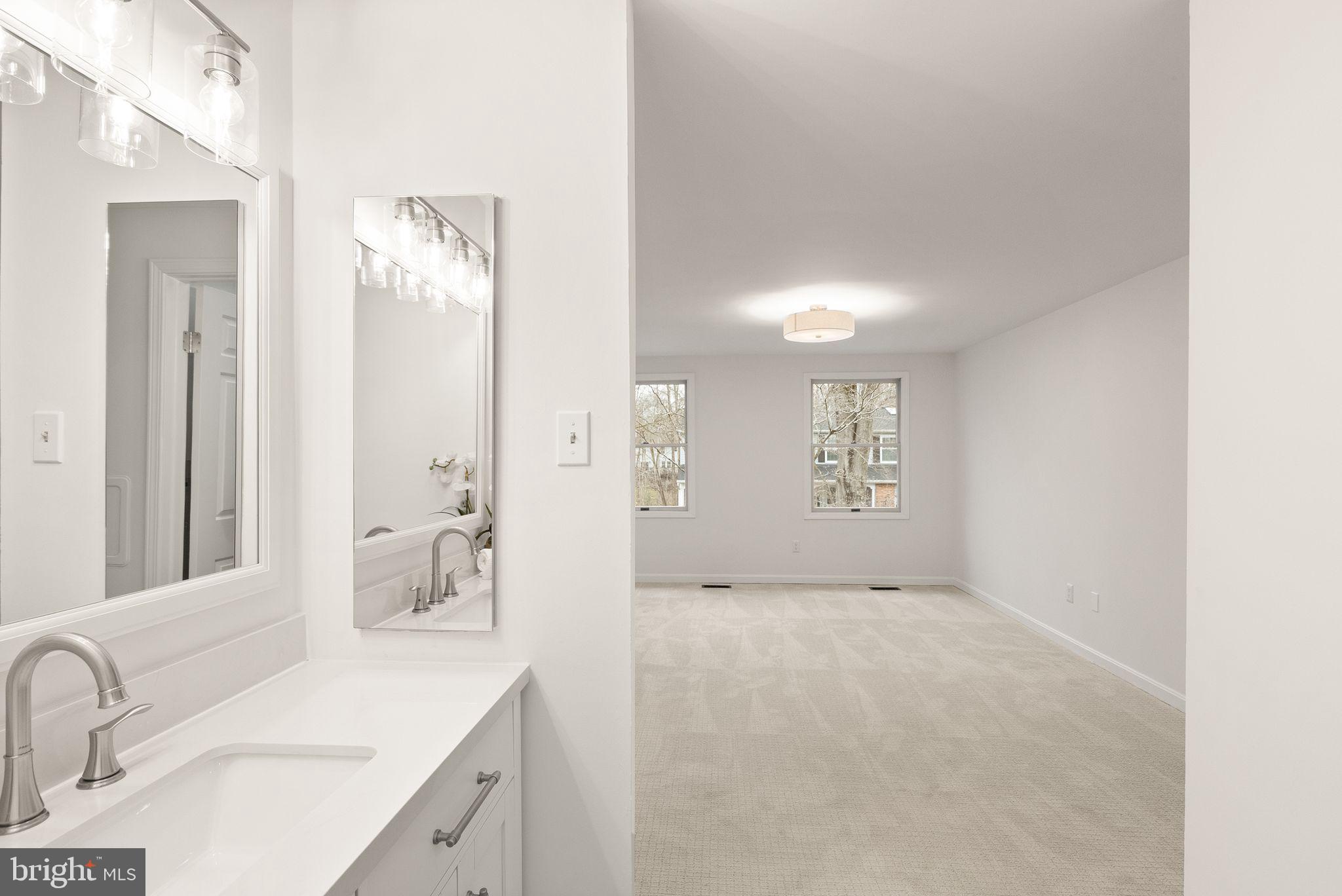 8461 Rushing Creek Court Springfield, VA 22153 - Photo 43 of 96 primary ensuite