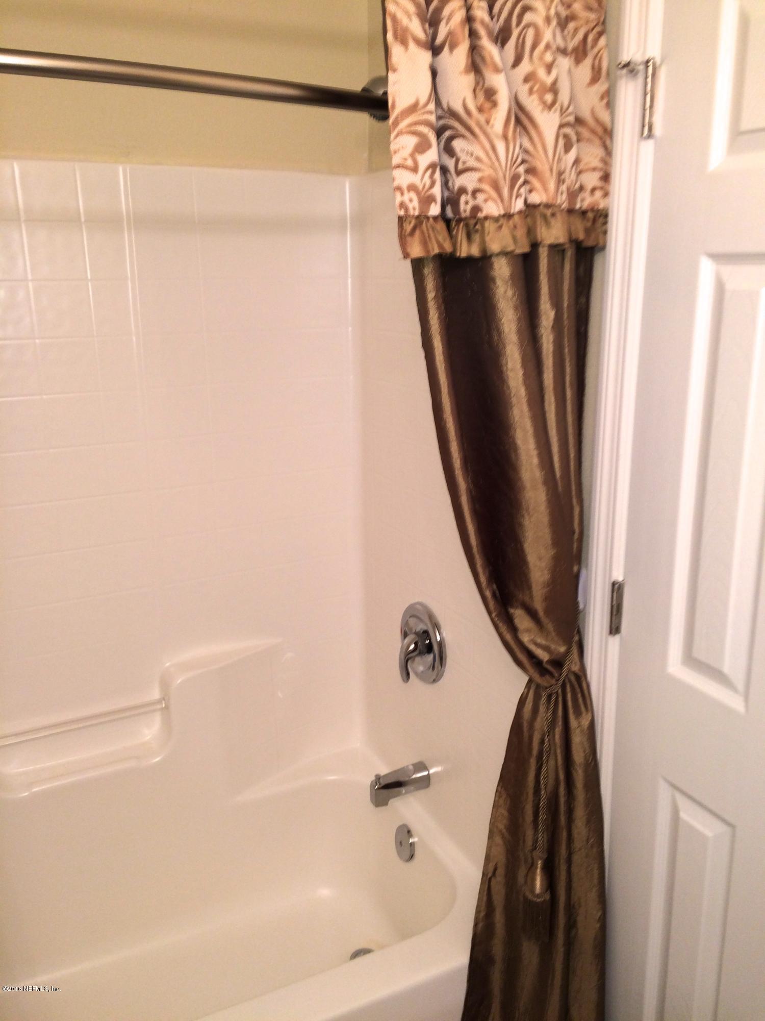 515 Sunset Road Fernandina Beach, FL 32034 - Photo 22 of 25 Full Bathroom b