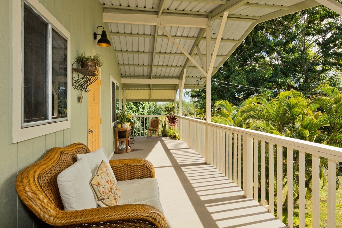 15-1565 Beach Road Keaau, HI 96749 - Photo 11 of 27 a view of balcony with furniture