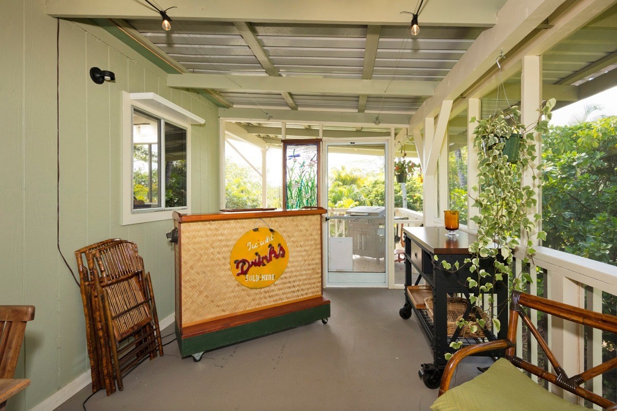 15-1565 Beach Road Keaau, HI 96749 - Photo 24 of 27 a view of a room with furniture and window