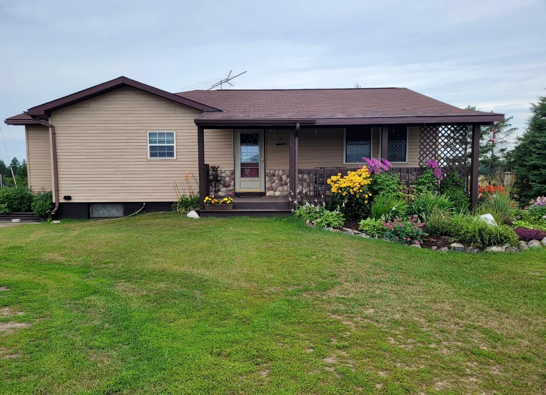 9050 Hingeley Road Meadowlands, MN 55765 - Photo 1 of 1 Gallery Image 1