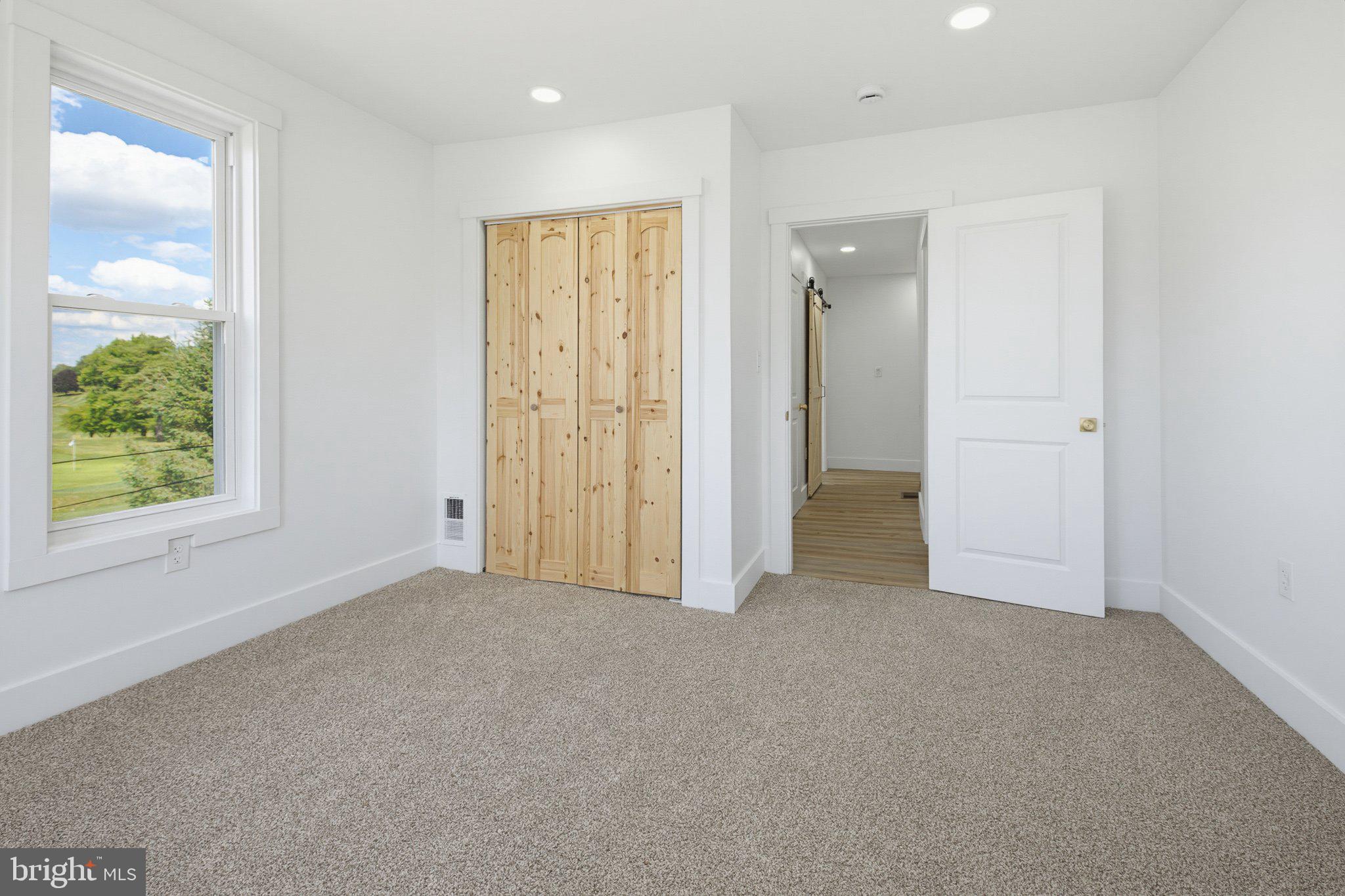 432 East Derry Road Hershey, PA 17033 - Photo 20 of 74