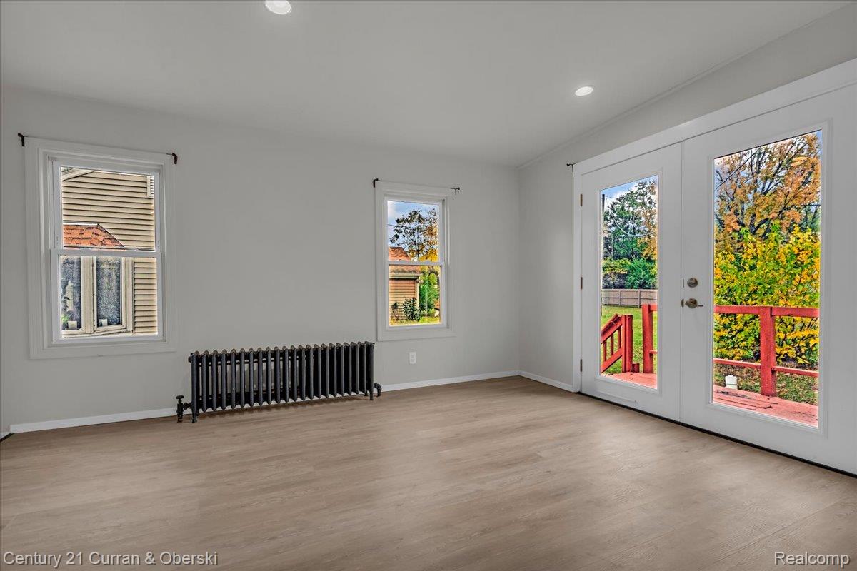 5580 South Merriman Road Wayne, MI 48184 - Photo 9 of 31 07-5580 Merriman Rd-7.jpg