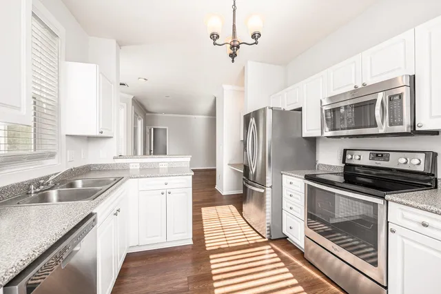 $2,800 | 130 River Landing Drive, Unit 8210, Charleston, SC 29492