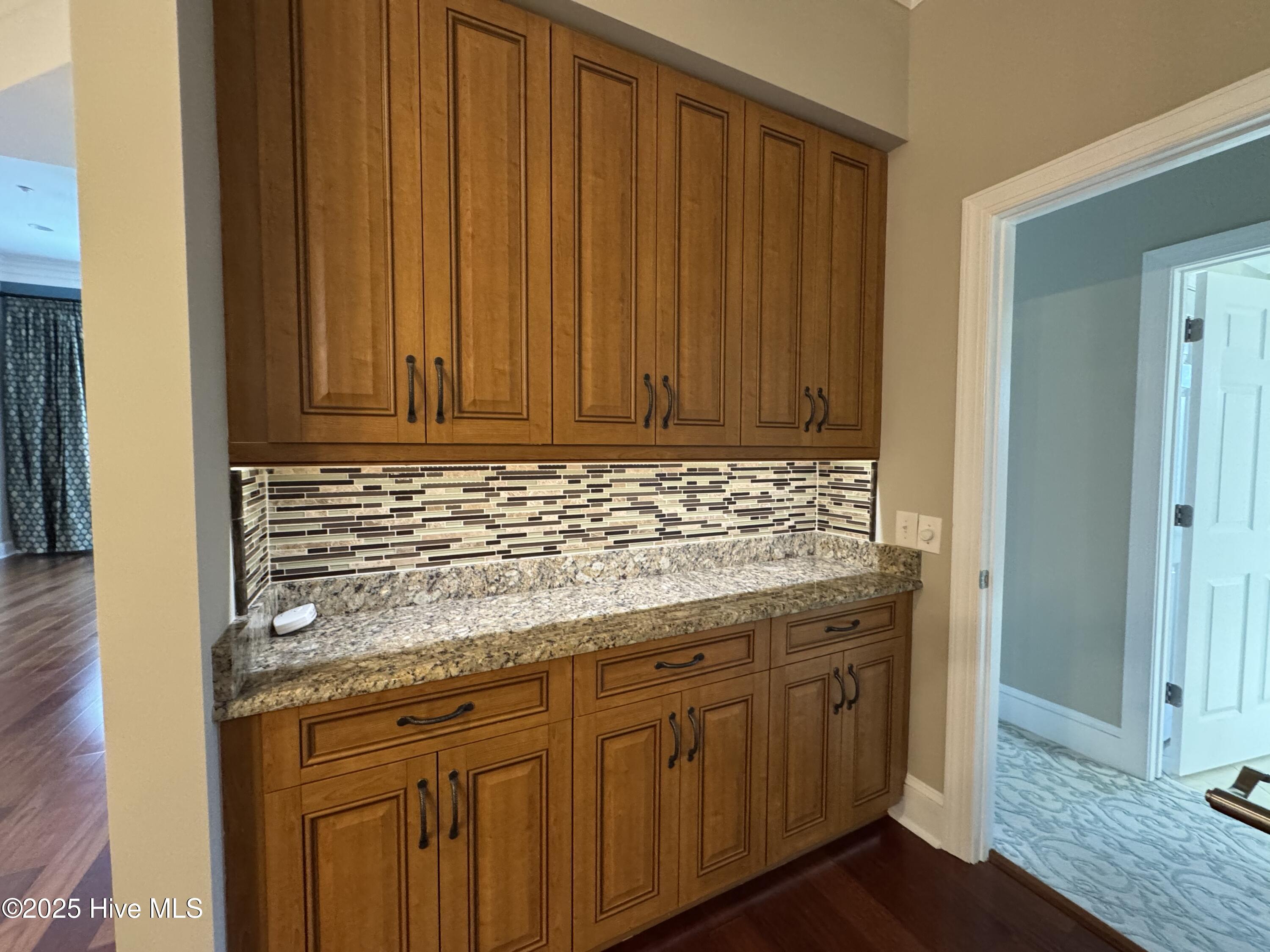 124 Walnut Street, Unit 602 Wilmington, NC 28401 - Photo 16 of 21 Photo Jun 20 2025, 4 03 51 PM