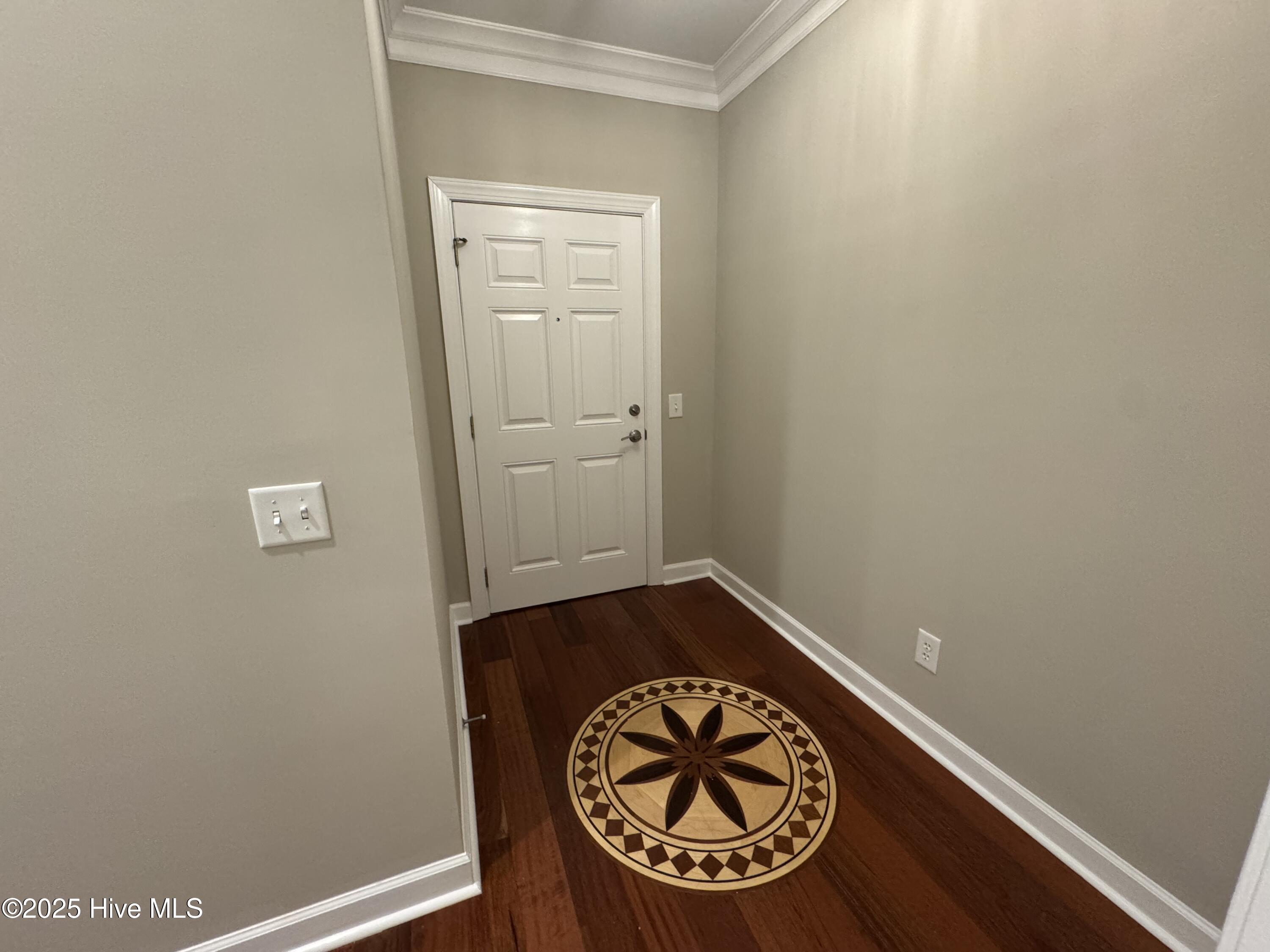 124 Walnut Street, Unit 602 Wilmington, NC 28401 - Photo 18 of 21 Photo Jun 20 2025, 4 03 33 PM