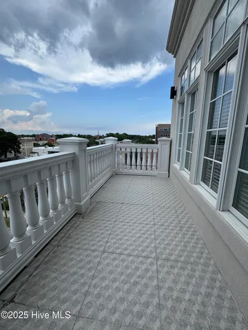 $3,500 | 124 Walnut Street, Unit 602, Wilmington, NC 28401