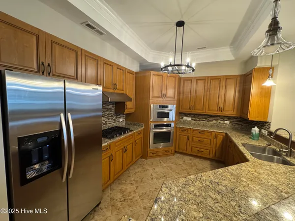 $3,500 | 124 Walnut Street, Unit 602, Wilmington, NC 28401