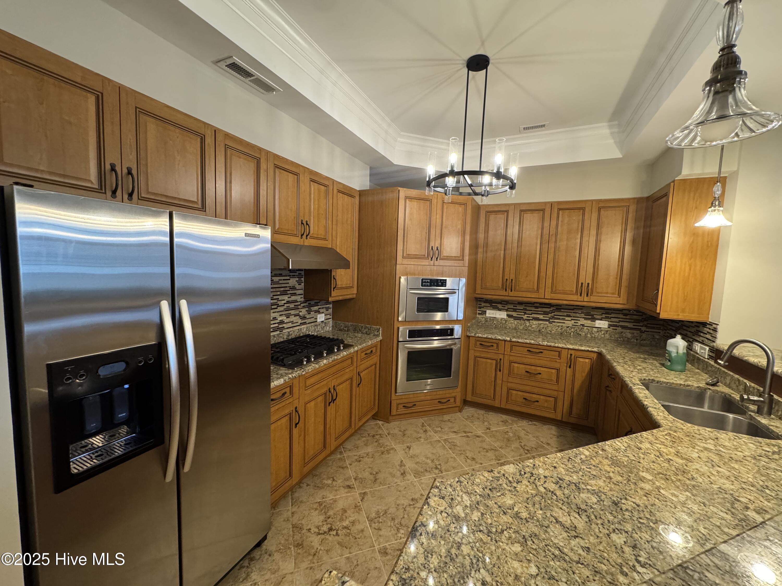 124 Walnut Street, Unit 602 Wilmington, NC 28401 - Photo 2 of 21 Photo Jun 20 2025, 4 02 15 PM