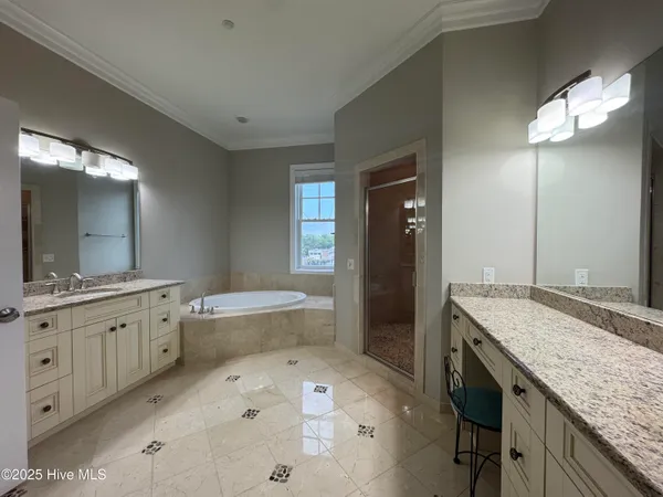 $3,500 | 124 Walnut Street, Unit 602, Wilmington, NC 28401