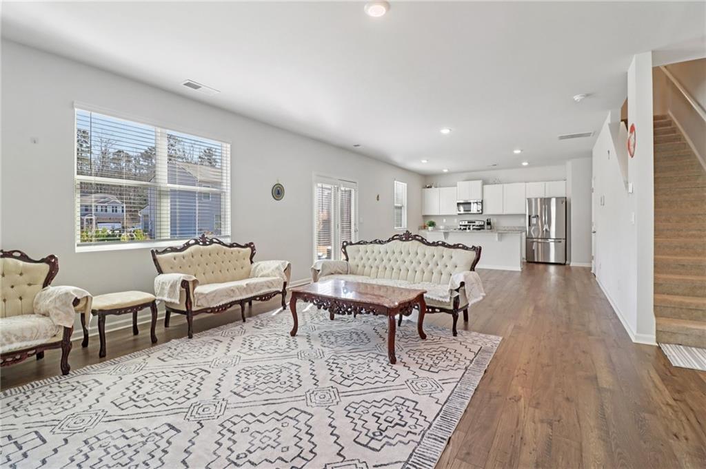 113 Deer Run Drive Dallas, GA 30132 - Photo 3 of 24