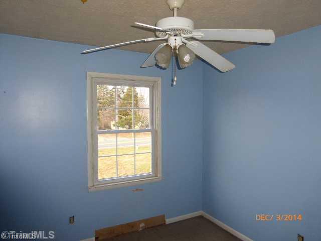440 Barnes Road Winston-Salem, NC 27107 - Photo 6 of 12 1st Bedroom. 2nd level