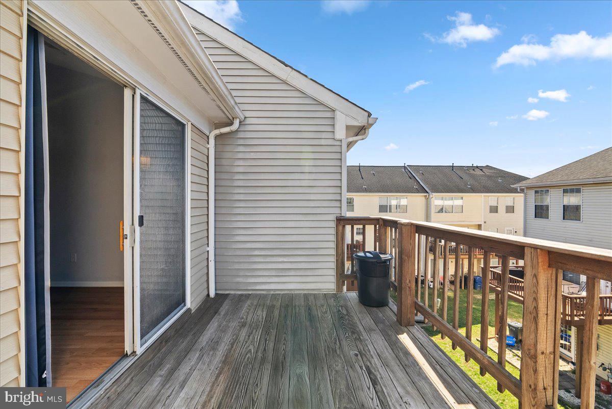 7930 Minor Hill Road Manassas, VA 20109 - Photo 23 of 25 Private deck