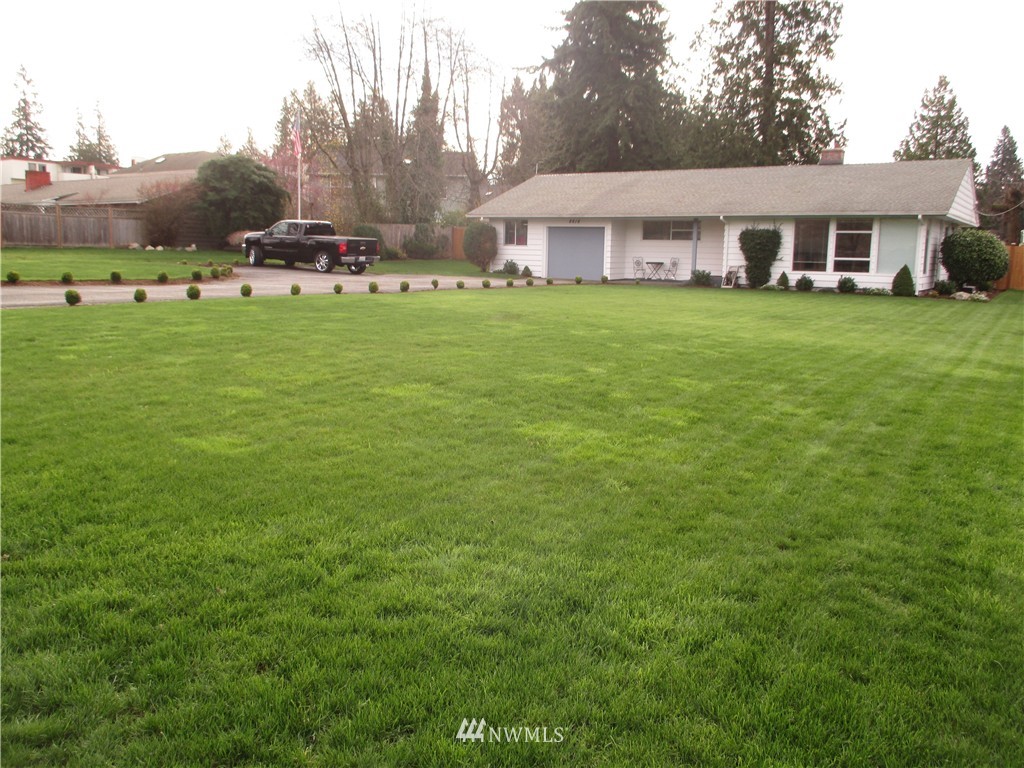 8616 196th Street Southwest Edmonds, WA 98026 - Photo 2 of 15 Gallery Image 2